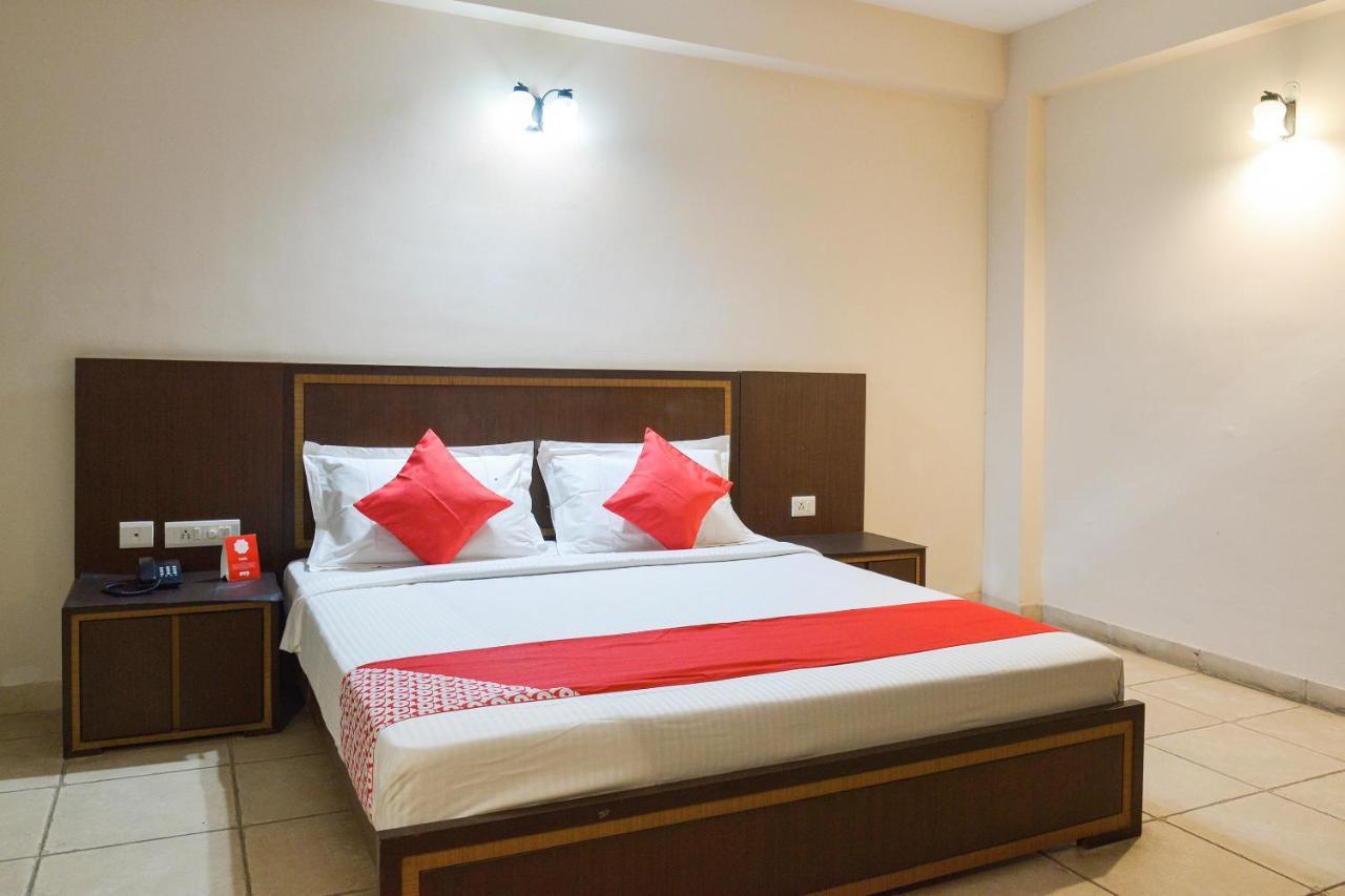 Oyo 15149 Hotel Ajoy Minar Mandarmani Luaran gambar