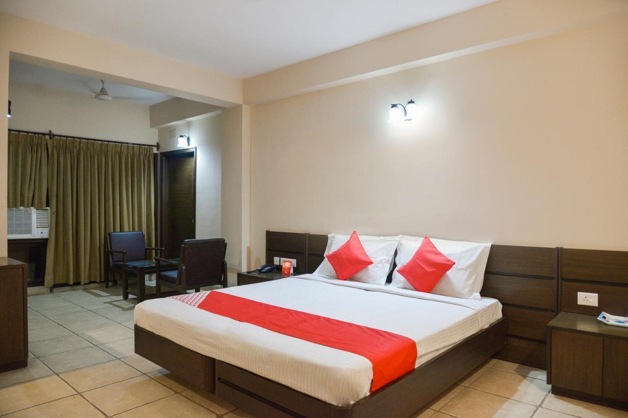 Oyo 15149 Hotel Ajoy Minar Mandarmani Luaran gambar