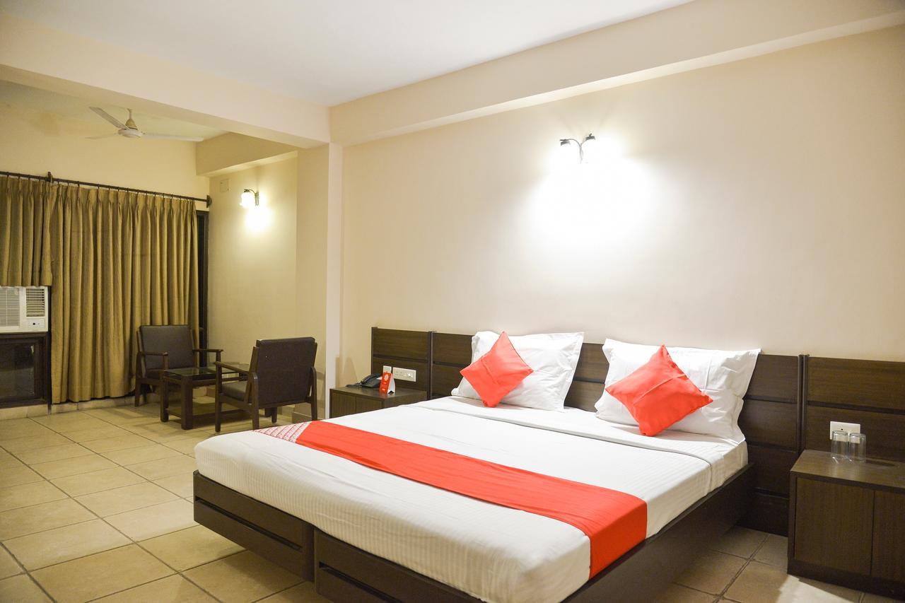 Oyo 15149 Hotel Ajoy Minar Mandarmani Luaran gambar