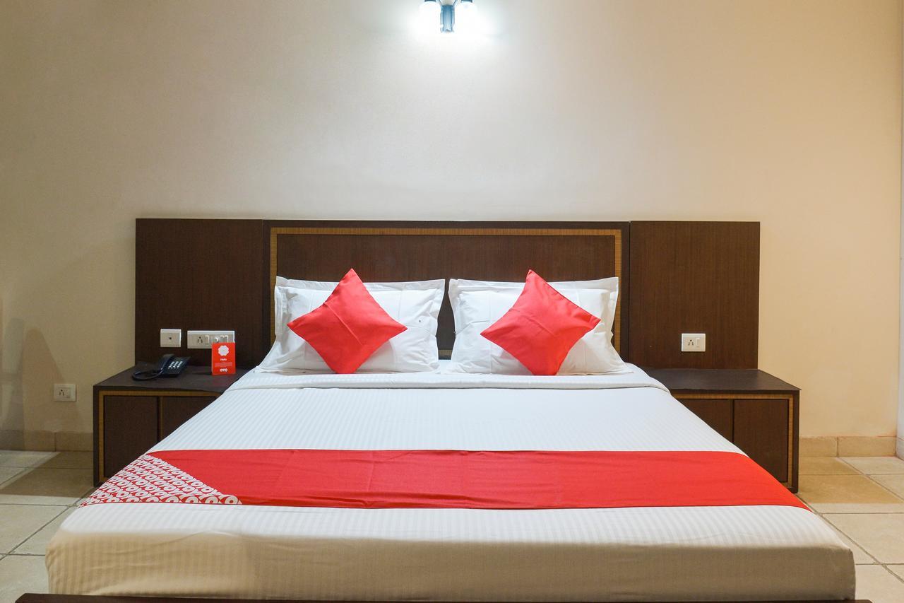 Oyo 15149 Hotel Ajoy Minar Mandarmani Luaran gambar